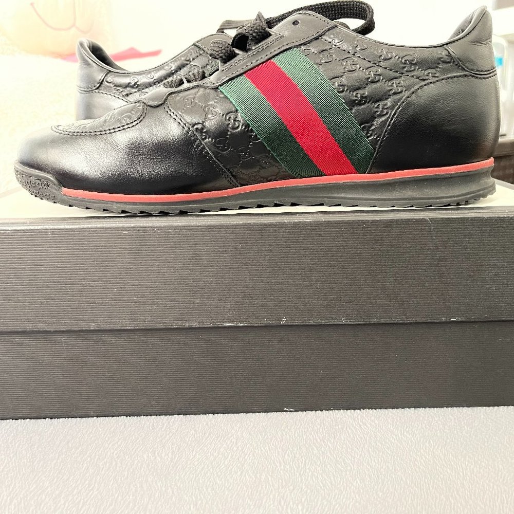 Gucci Black Guccissima Leather Detail